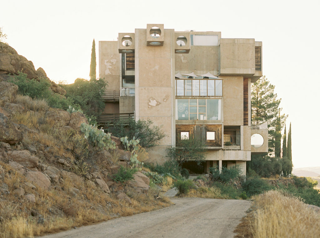 HomeTour_Arcosanti_01-1024x762