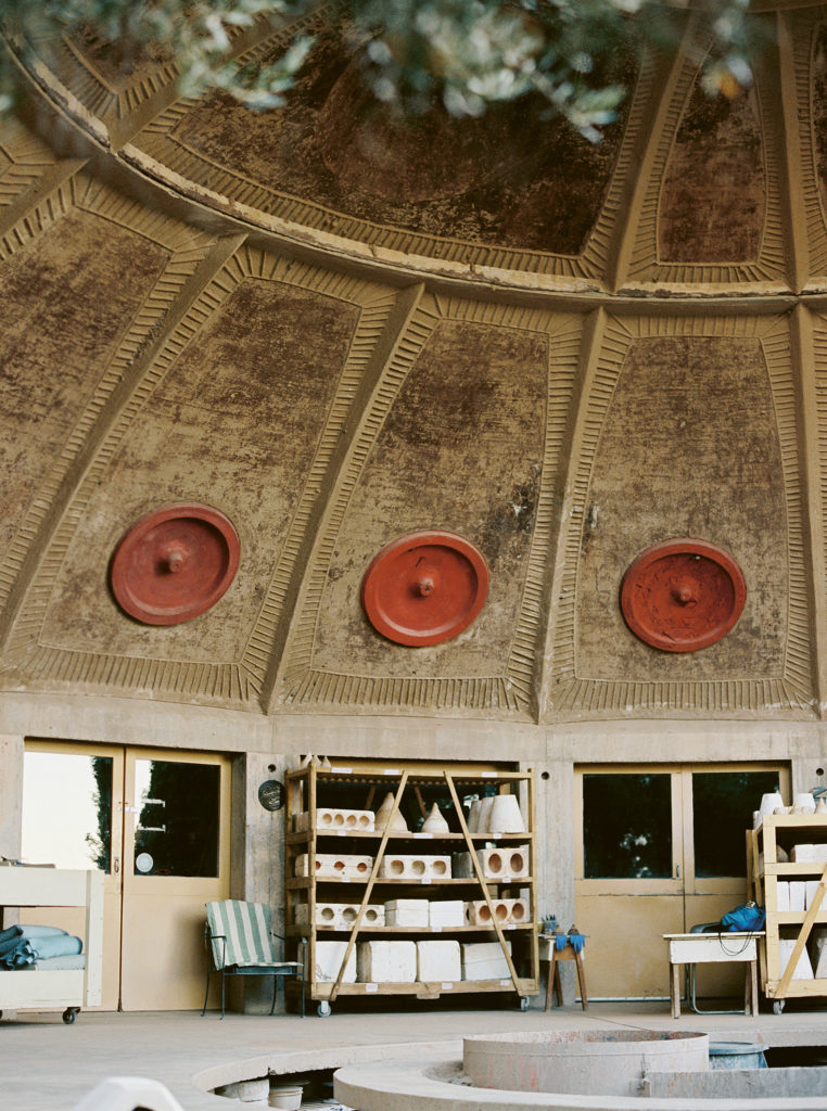 HomeTour_Arcosanti_05-762x1024