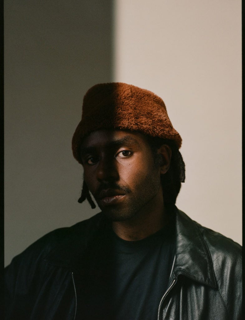 Dev_Hynes_04