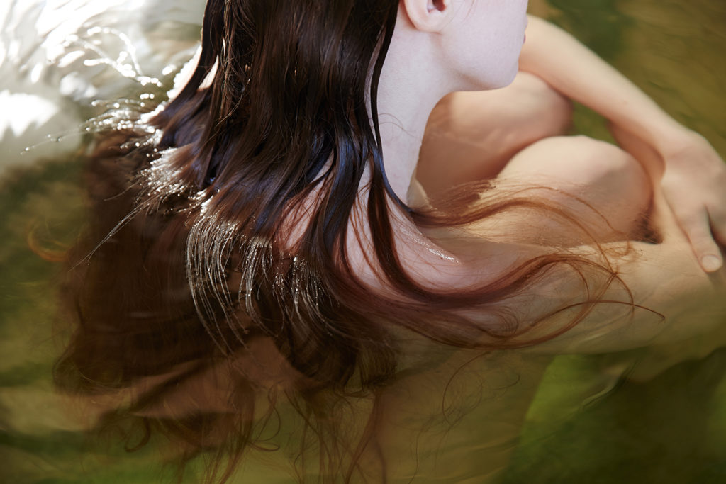 Kinfolk_Vol14_SolaceofSoaking_2